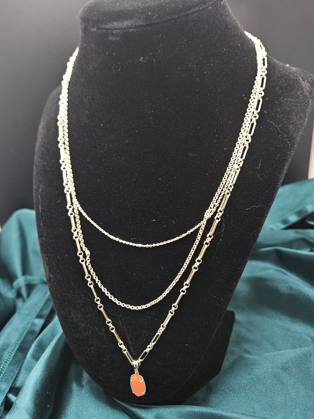 NWT Kendra Scott Elisa Gold Triple Strand Layered Necklace Coral Illusion 826